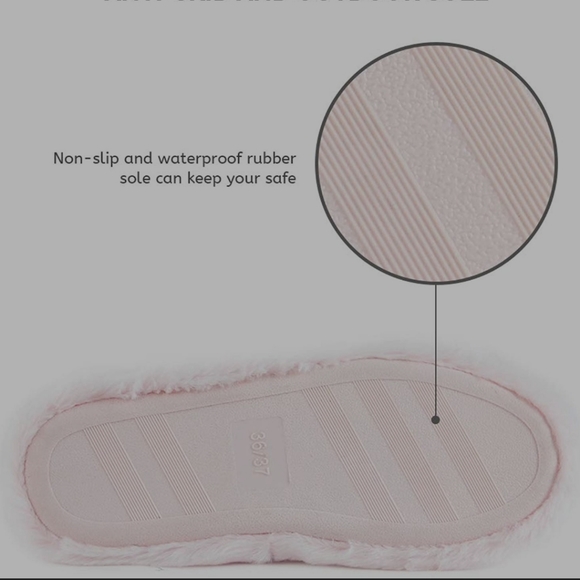 🆕️ Pink Fluffy Faux Fur Slippers 💗 - Picture 4 of 7